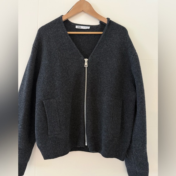 Zara 100% Wool Knit Zippered Cardigan Jacket, size large. - Picture 3 of 10
